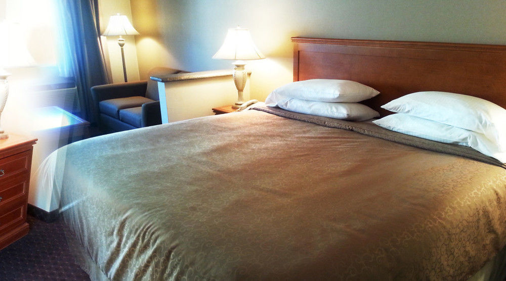 Burbank Inn And Suites Екстер'єр фото